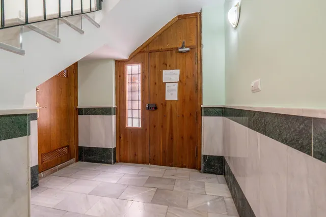 VENTA DE CÉNTRICO PISO CON LICENCIA TURÍSTICA - GRANADA — 42