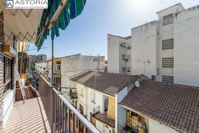 PISO JUNTO AVENIDA DE ANDALUCIA — 2