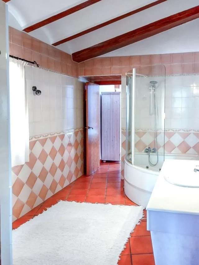 Casa de Pueblo 4 habitaciones 265m² en venta - Pueblo — 24