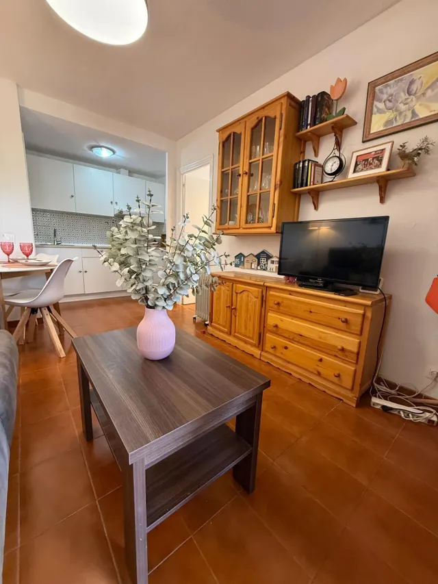 Encantador bungalow con amplia terraza privada y piscina comunitaria en El Chaparral, Torrevieja — 10