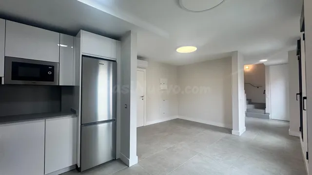 SE ALQUILA PISO-DUPLEX A 120M DE LA PLAYA DE LAS CANTERAS DE - foto 4