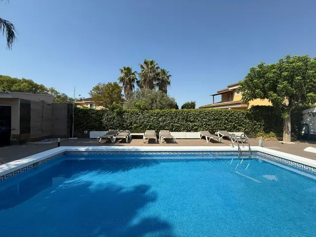 CASA INDEPENDIENTE EN BÉTERA