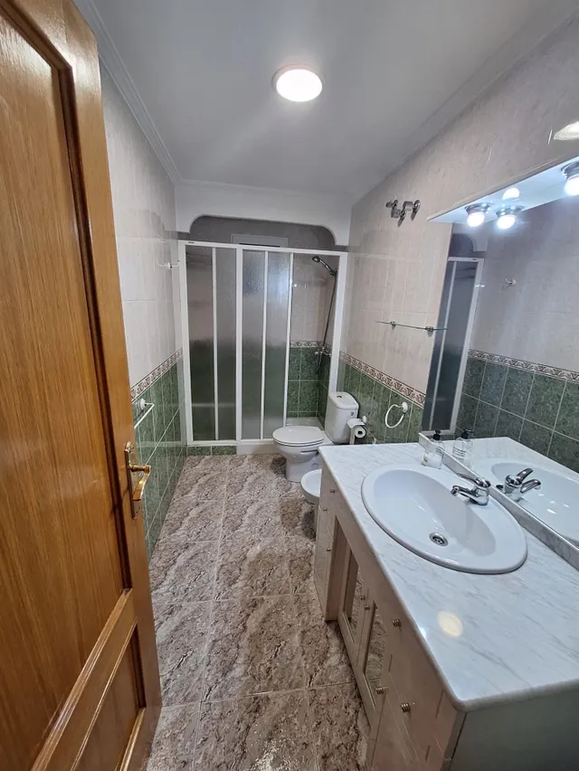 Acogedor Apartamento en Torrevieja, Ideal para Vivir — 35