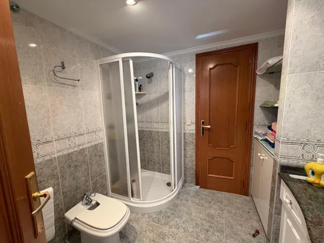 Apartamento en primera línea de playa en gandía con vistas al mar — 25