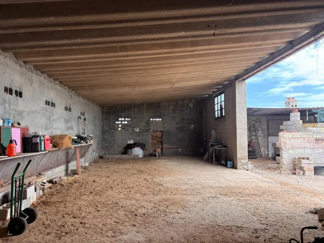 Chalet en Venta: Oportunidad Única por €318,000 — 10