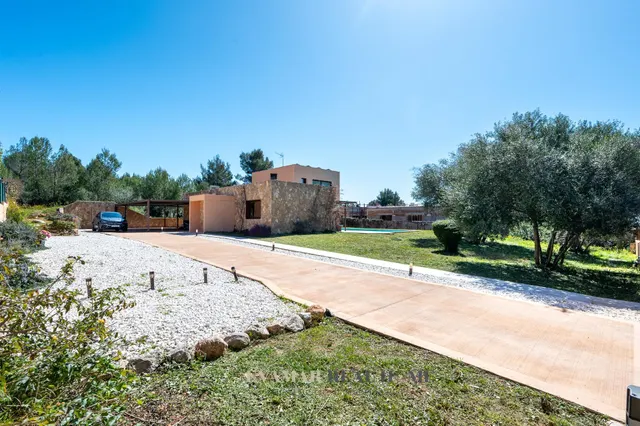 Moderna Villa con Vistas a la Serra de Tramuntana en Bunyola – Eficiencia y Diseño — 23