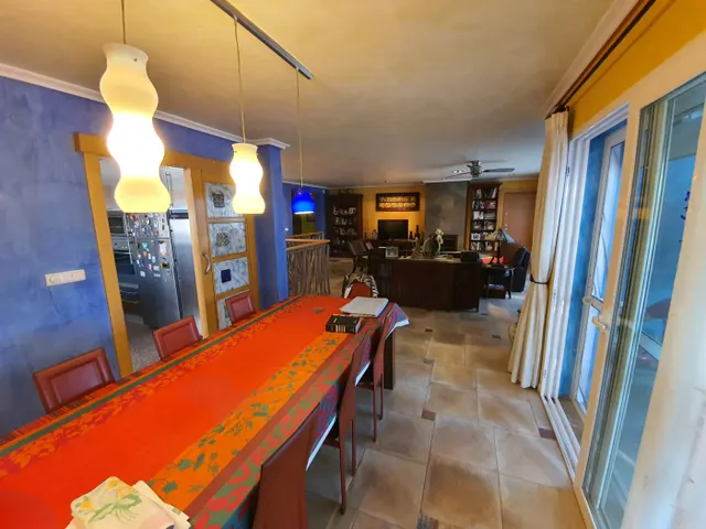 Chalet individual en una de las urbanizaciones mas exclusivas de Benidorm — 16