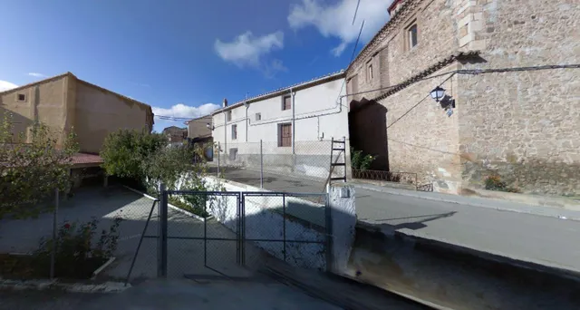 FINCA URBANA EN VENTA  EN VILLANUEVA DE JILOCA , ZARAGOZA — 2
