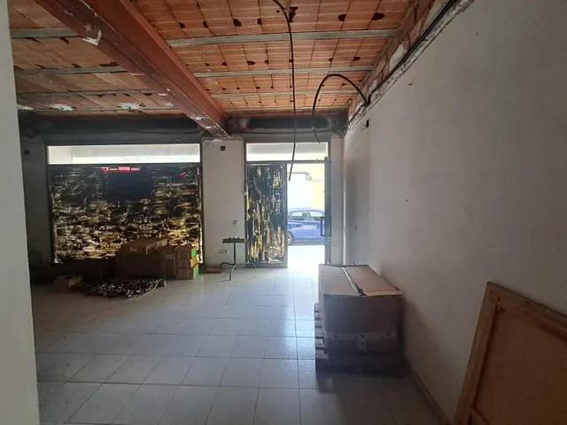 LOCAL EN VENDA BARRIO POBLE SEC — 9