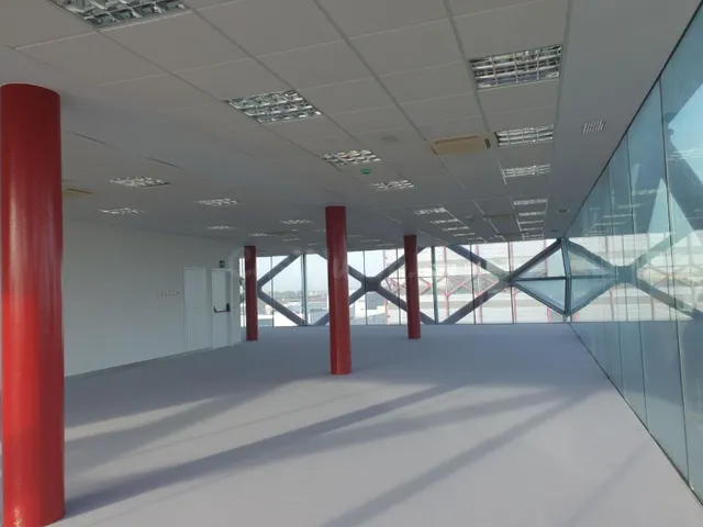 Oficina 188m² en alquiler - Tarazona - foto 4