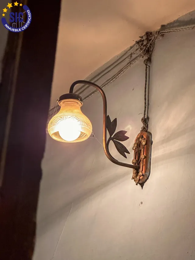 Casa de planta baja y dos alturas en el centro de Castellón, zona Tascas, junto a Fadrell, Borrull ideal para restauración o para vivienda. — 27