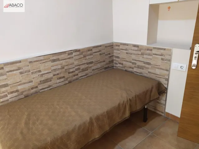 Amplio Edificio en el Corazón de Alicante - Oportunidad Única — 50
