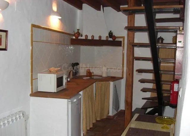 CASA EN VENTA EN VILLALUENGA DEL ROSARIO — 5