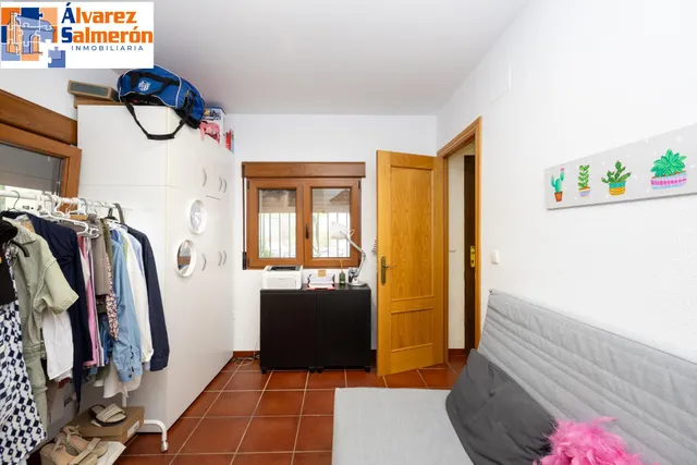 Casa independiente en Otura — 17