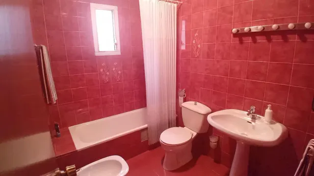CASA CON AMPLIA TERRAZA EN ALCARRÀS — 11
