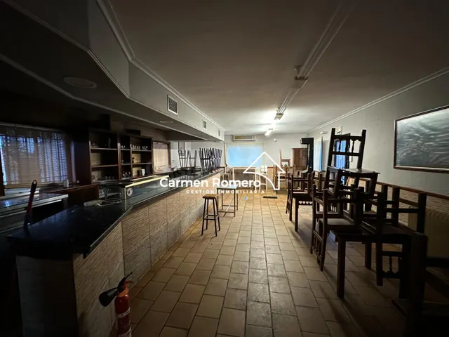 NEGOCIO DE HOSTERIA EN VENTA CON VIVIENDA - foto 4