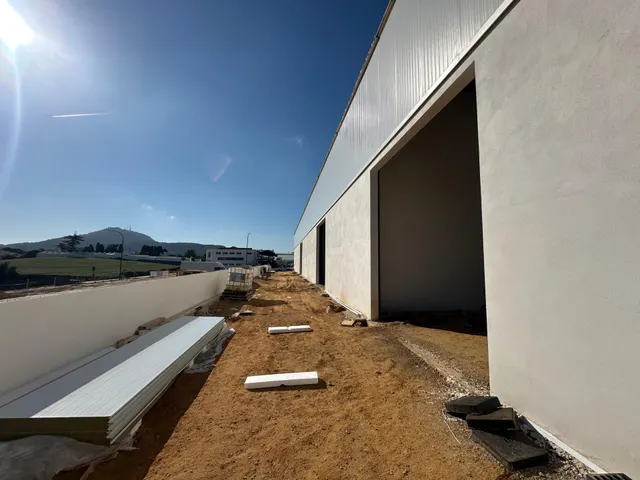 NAVE INDUSTRIAL EN ES MERCADAL — 9