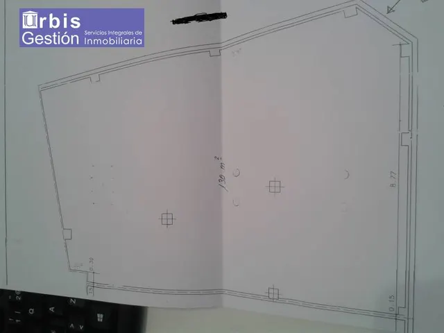 Urbis te ofrece local en alquiler en zona Labradores,  Salamanca. — 3