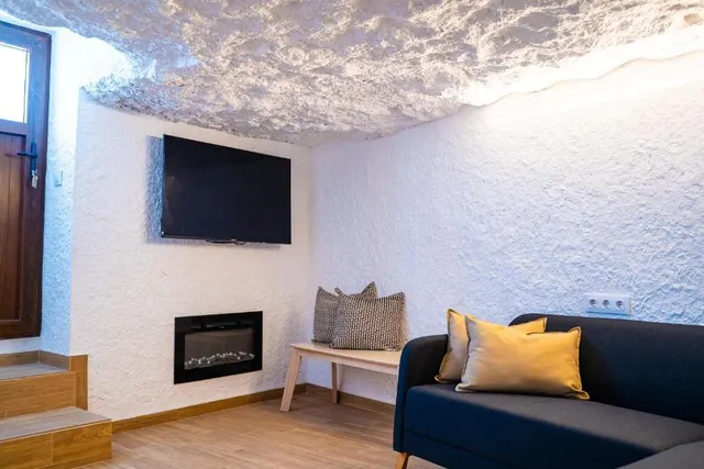 Complejo rural de 4 alojamientos dedicado a alquiler vacacional en Alcalá del Júcar: una joya para inversores — 39