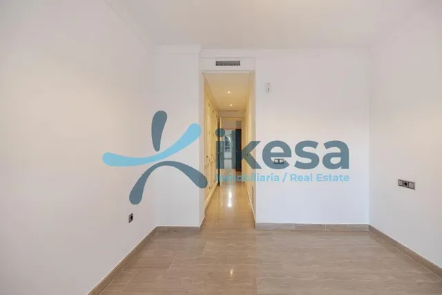 Venta de Vivienda en Marbella, Málaga. — 14