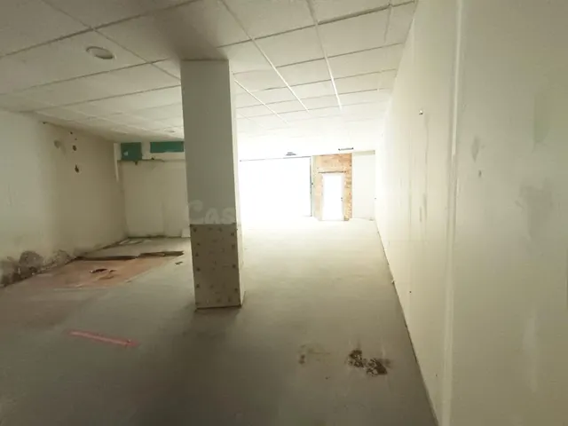 ✨ LOCAL COMERCIAL EN ALQUILER EN PLENO CENTRO DE CÓRDOBA ✨ - foto 2