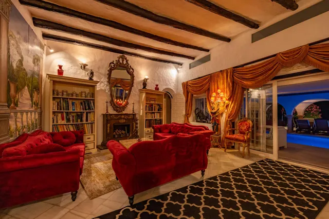 ESPECTACULAR VILLA DE LUJO EN ALQUILER EN 1ª LÍNEA DE PLAYA DE CABOPINO CON MARAVILLOSAS VISTAS AL MAR — 22