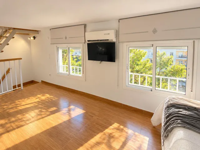 Espectacular vivienda reformada de 130 m2, con dos plazas de aparcamiento y gran patio comunitario en tiro de línea — 15