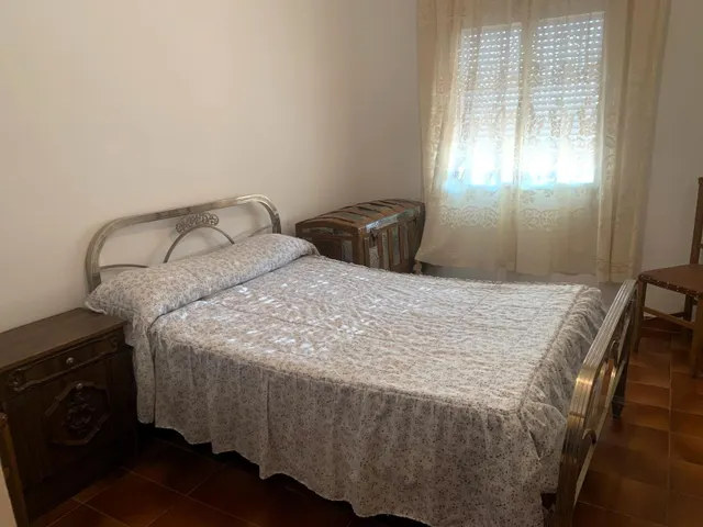 CASA EN VALDEOBISPO — 8