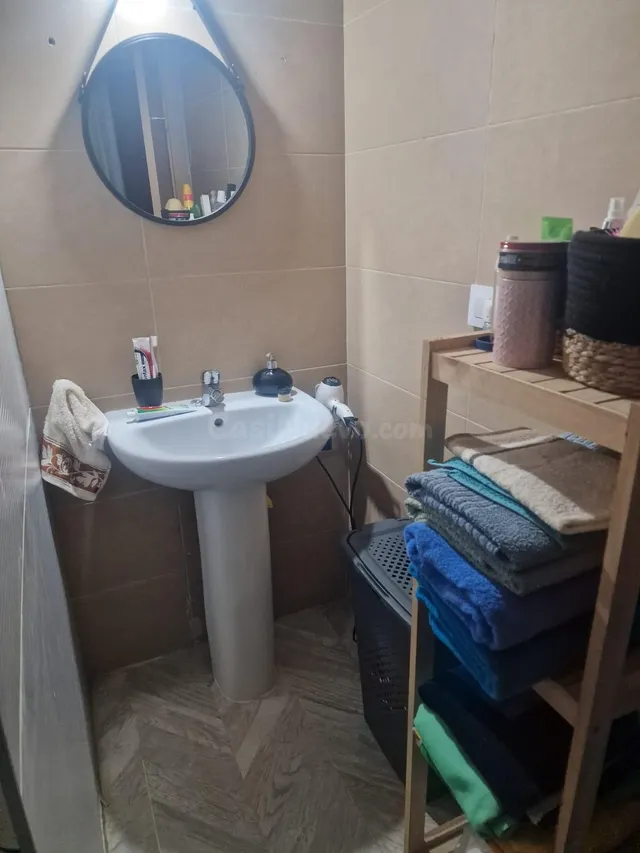 Se vende parcela no hipotecable, con construcción y piscina privada en El Marquesado — 7