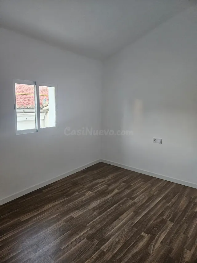 Ático 2 habitaciones 45m² en alquiler - La Creu del Grau — 3
