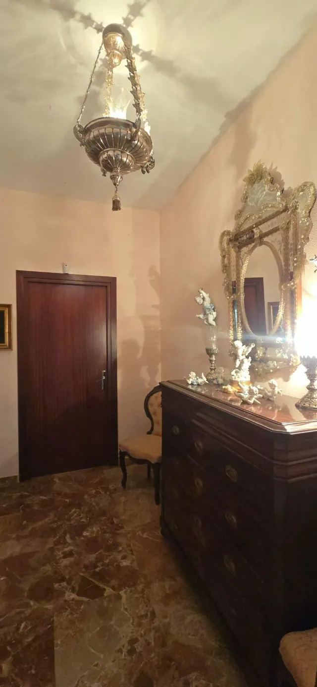 Piso 5 habitaciones 240m² en venta - Los Remedios — 40