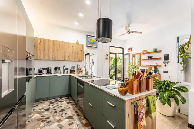 Casa unifamiliar en venta con piscina privada, 5 dormitorios - foto 4