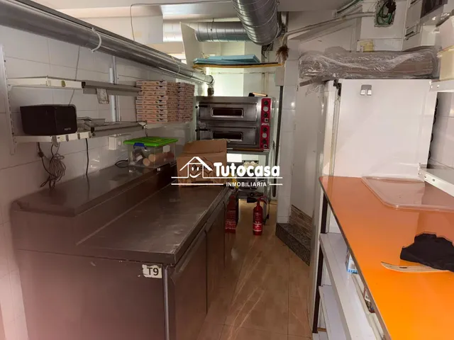 SE  VENDE  piso en planta baja  COMERCIAL  PISO BAJO 100% FINANCIACION . — 11