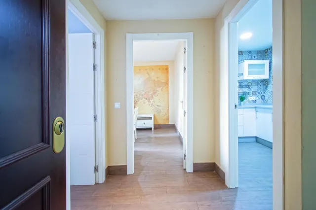 Bonito piso próximo a Santa Justa con terraza y ascensor. — 20