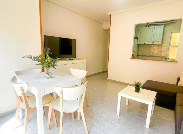 PRECIOSO APARTAMENTO A UNOS PASOS DE TODOS LOS SERVICIOS Y DE LA PLAYA — 8