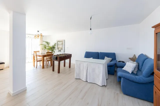 Bonita Casa en Nivar — 30