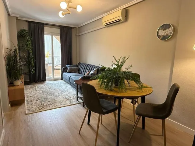 Apartamento 1 habitación 50m² en venta - Playa de los locos - foto 3