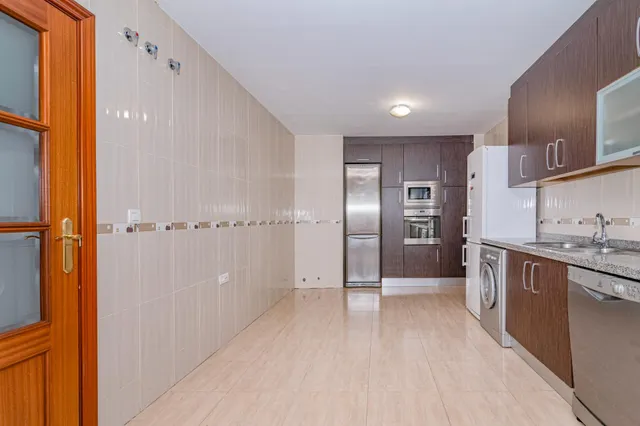 Chalet en venta en la mejor zona de ATARFE — 14