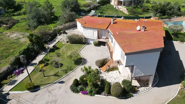 CHALET EXCLUSIVO EN PARCELA DE1.954 M2 EN EL PARQUE NATURAL  - foto 3