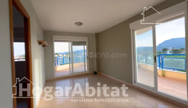 EXTERIOR CON BALCÓN, PISCINA, GARAJE Y TRASTERO - foto 5