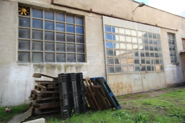 Nave industrial 303m² en venta - Centro