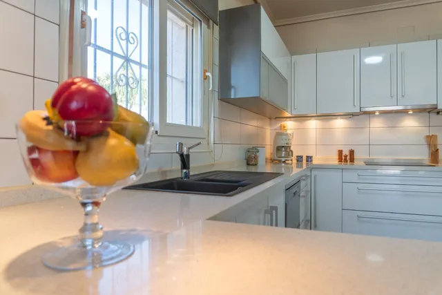 Maravillosa villa de una sola planta (aprox. 161 m2) con gran piscina privada. Cerca de colegios, del La Zenia Boulevard, ¡y a tan solo 15 minutos a pie de Playa Flamenca! — 21
