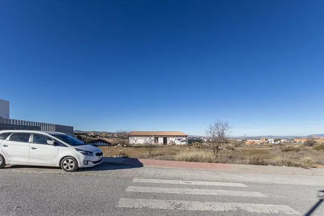 Oportunidad de Inversión en Dilar: Parcela en Urbanización Cañadas del Parque — 12