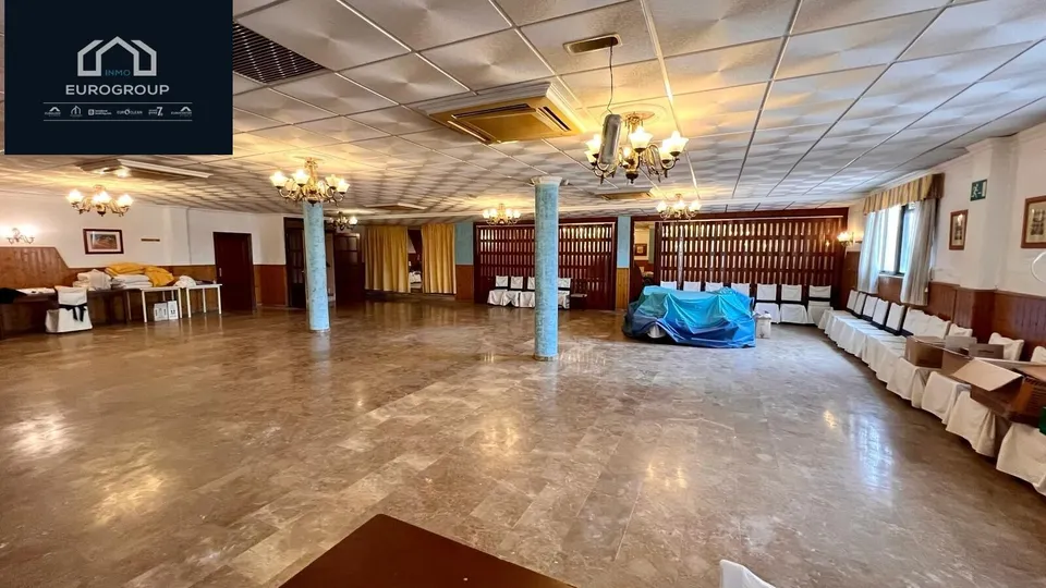 Se vende Hotel de 2 Estrellas , con 20 habitaciones en Murcia .www.euroloix.com