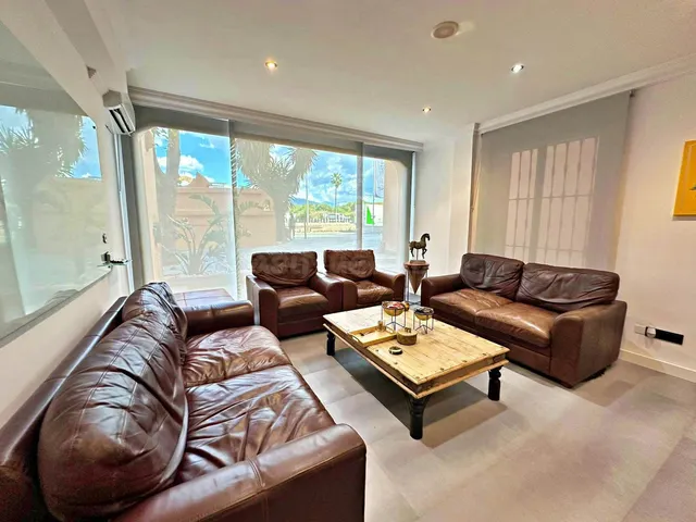 Oficina 84m² en venta - Costa Del Sol — 2