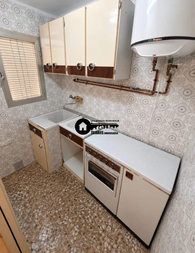 Se vende piso en zona santa teresa – gran oportunidad para reformar — 9