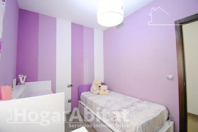 ¡HOGAR DE LUJO! MUY AMPLIO, BONITO Y LUMINOSO, TODO AMUEBLADO — 20