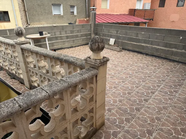 Vivienda en venta en Navarrete del Río — 27