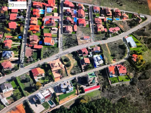 PARCELA URBANA DE 600 M2 EN LAS LOMAS