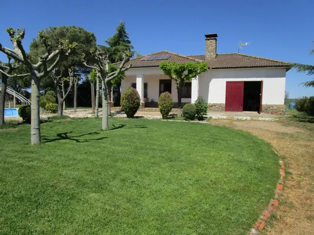 Urbis te ofrece una casa con parcela en Parada de Arriba, Salamanca. — 17